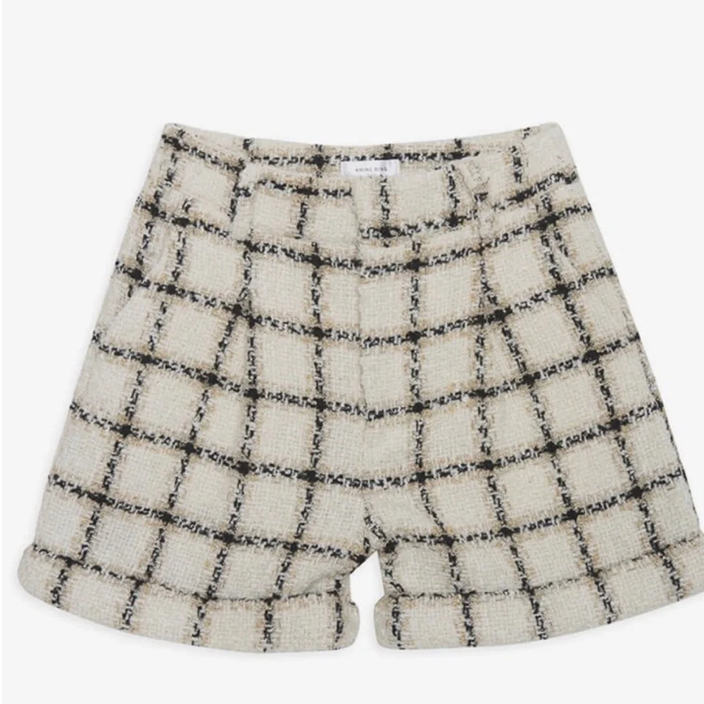 Anine Bing Becky Tweed Shorts - Picture 3 of 4